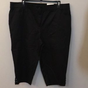 Studio Works Black Work Capris w crisscross decor